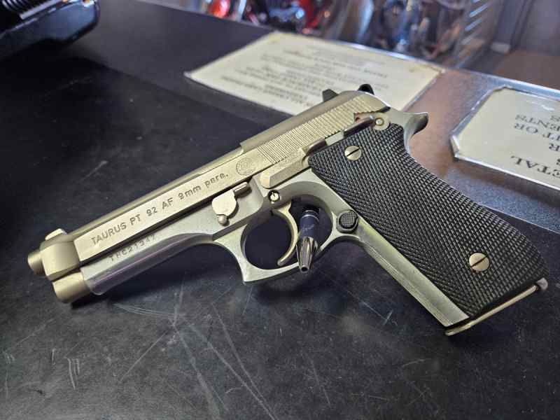 Taurus PT92 9mm Stainless