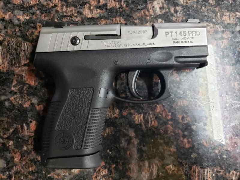 Taurus pt145 millennium Pro 45 apc