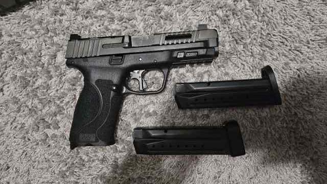 M&amp;P 9 M2.0 full size (price drop) 