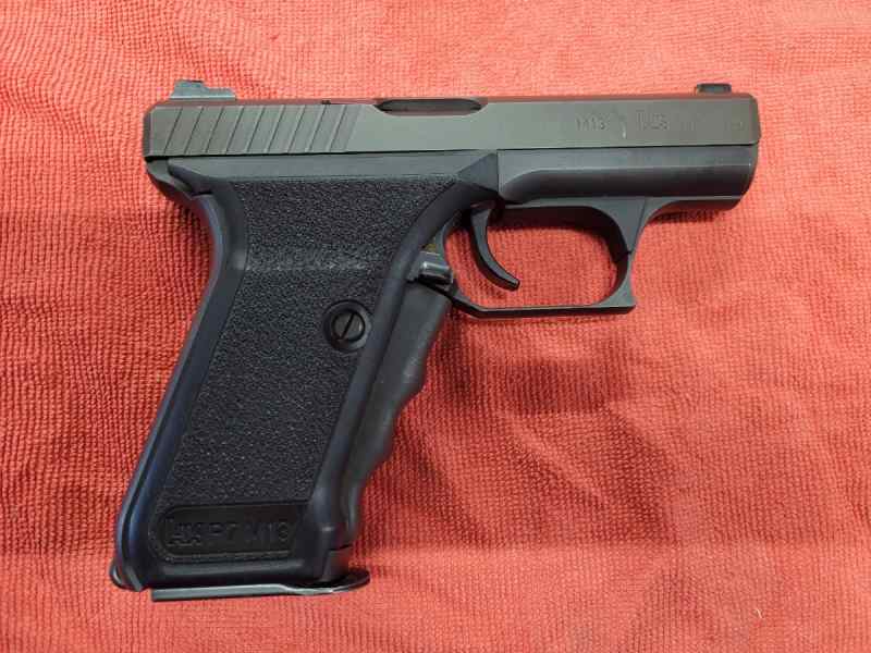 1989 HK P7M13