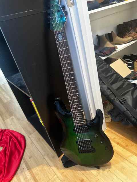 7 string guitar