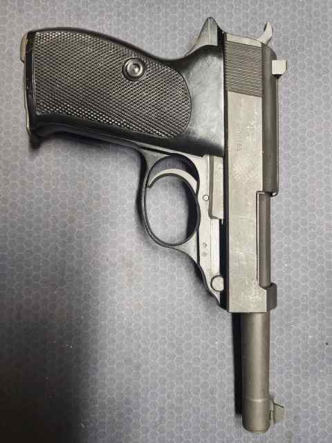 Walther p1 w/holster and 2 mags