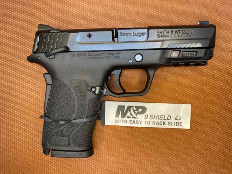 NEW IN BOX - Smith &amp; Wesson M&amp;P9 SHIELD EZ (12436)