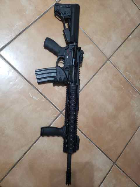 Spikes tactical Ar 15