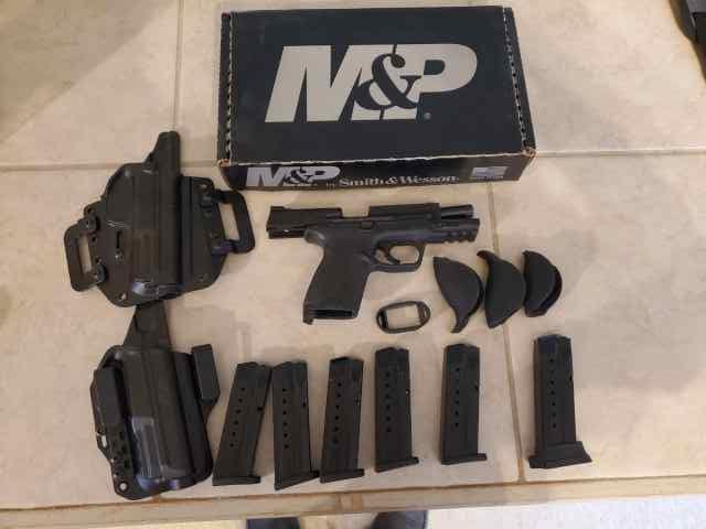 S&amp;W M&amp;P 2.0 compact 4&quot; 9mm