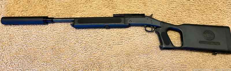 H&amp;R .45 colt survival rifle with Suppressor 