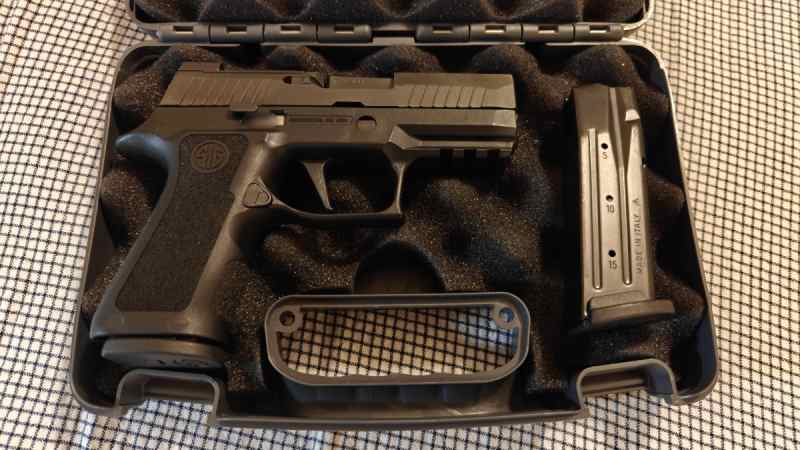 Sig Sauer P320 XCompact 9mm WTS/WTT