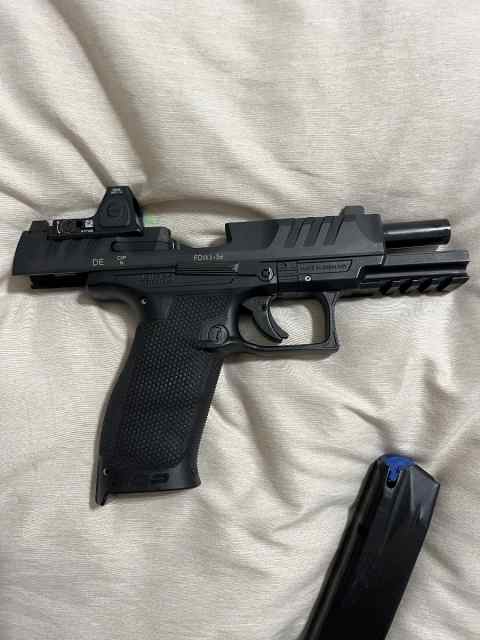 Full size 4.5 inch Walther PDP