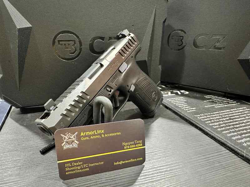 CZ P-10 C Ported barrel, optic ready 9mm