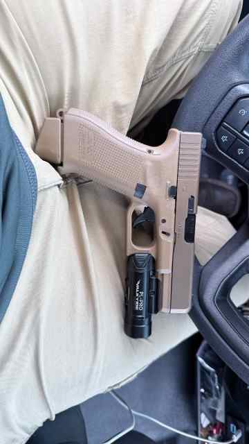LNIB GLOCK 19x 
