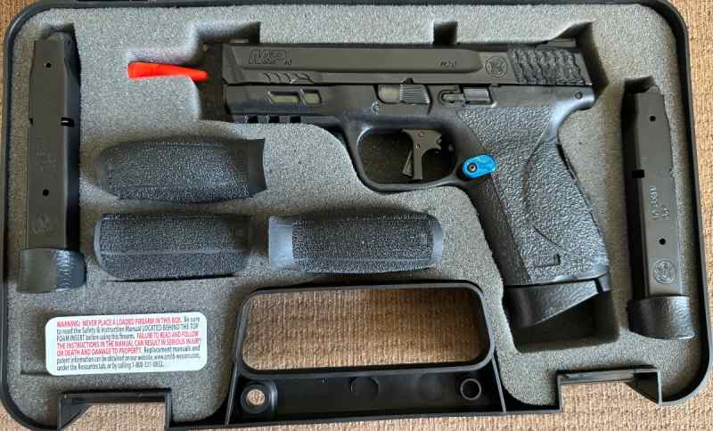 Smith &amp; Wesson M&amp;P40 2.0 4” Compact W/Upgrades