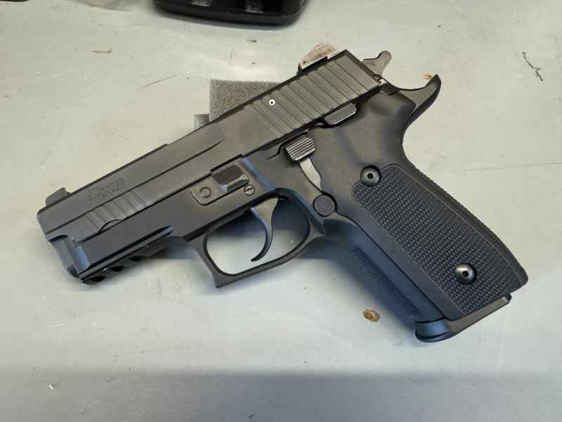 Sig Sauer P229 Elite 9mm