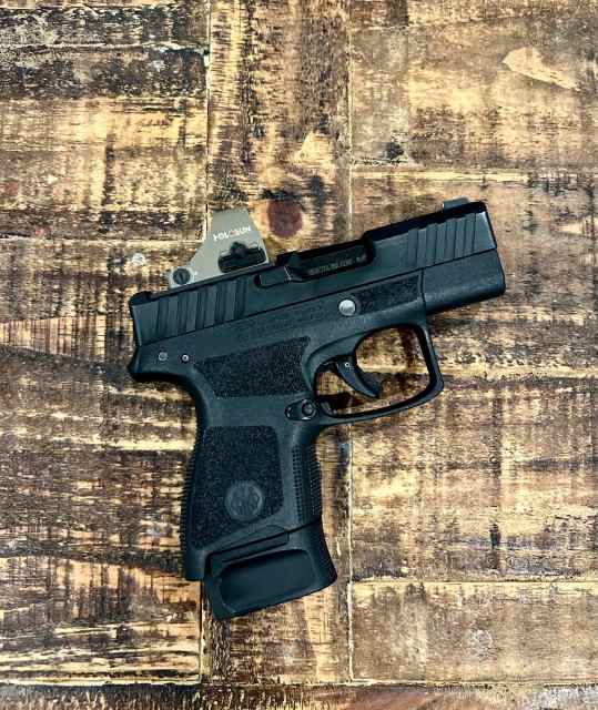 $$**FS Beretta APX A1 Carry w/Optic**$$