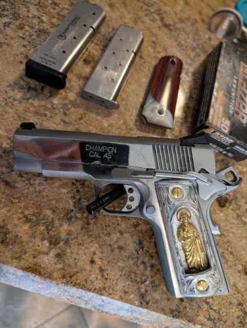 1911 Springfield.45 Nickel