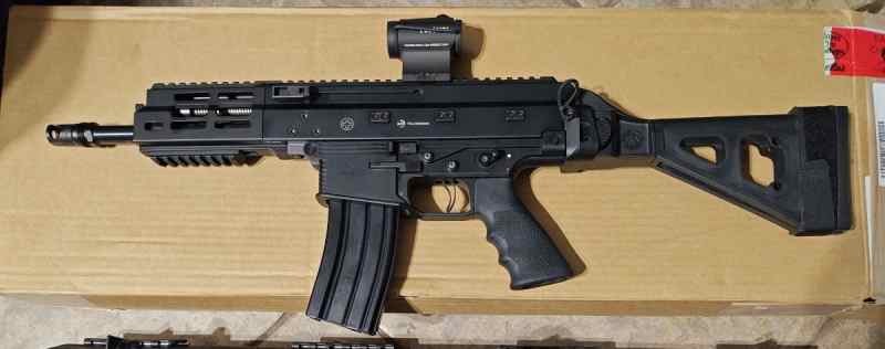 B&amp;T APC300 Pro 8.7in