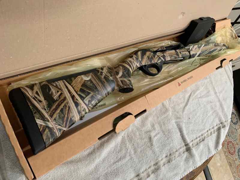 Weatherby 18I 28” Mossy Oak Camo 12ga