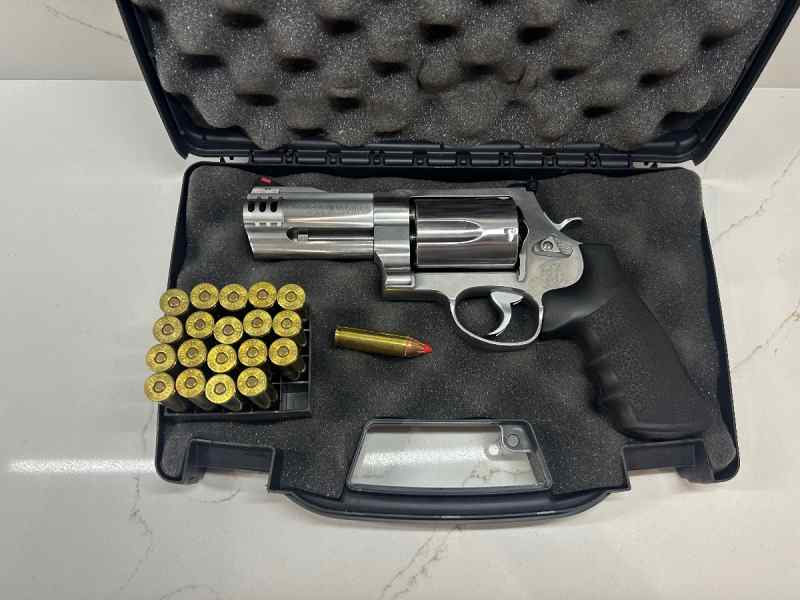 Smith and Wesson 500