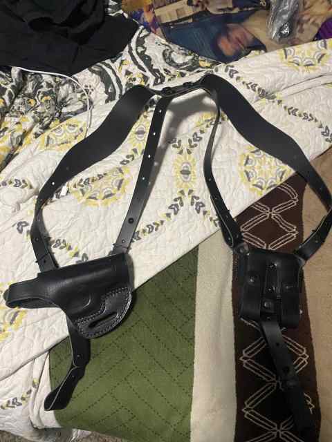 Falco/Craft Holsters Beretta 84BB shoulder holster