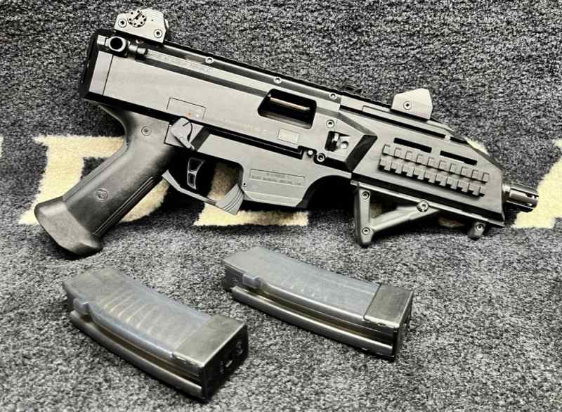 CZ Scorpion Evo 3 S1 in 9mm with 8&quot; Brl and 2 Maga