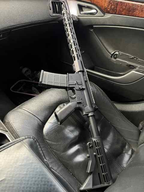 Ar 556