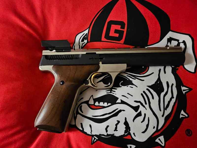 Browning Buck Mark 22lr