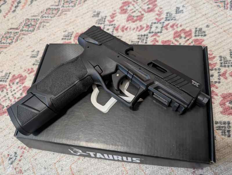 Taurus 2TX22 .22LR 4.1&quot; 22rd Pistol