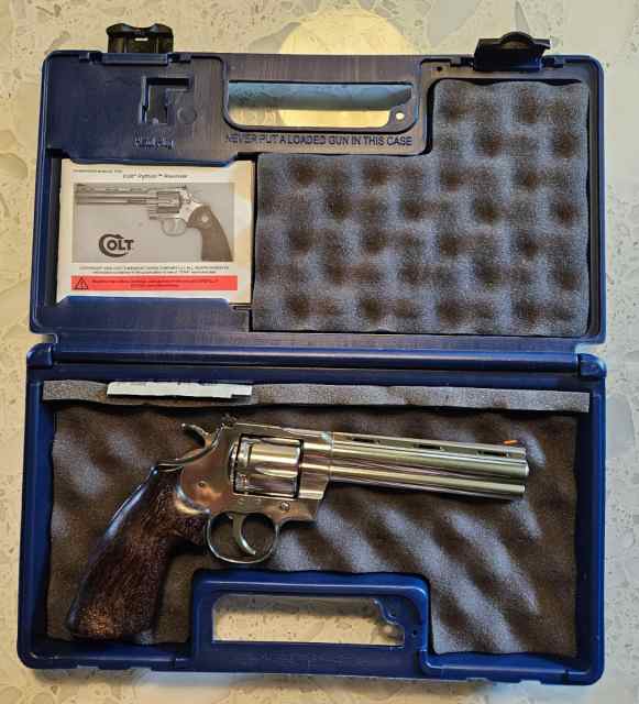 WTS/WTT 2023 Colt Python - 6in 357 w/ Hogue Grip