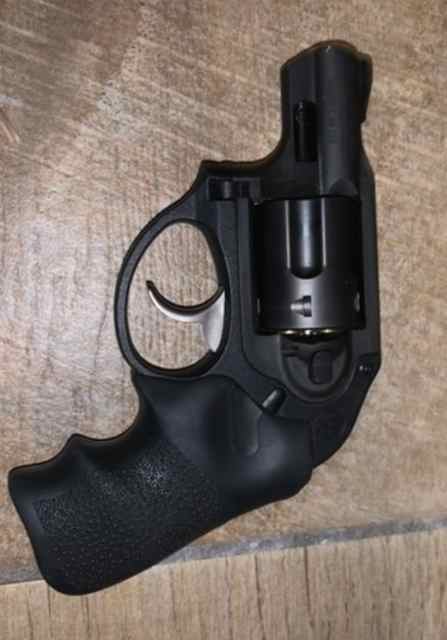 LNIB Ruger LCR Revolver in 9mm