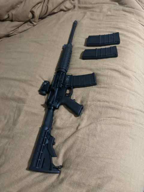 M&amp;P-15 .223/5.56 RIFLE - CT RED/GRN Dot AR-15 AR15