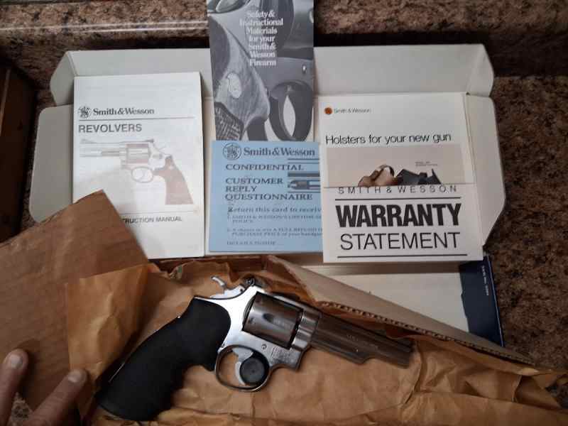 S&amp;W 66-2 .38/.357 Mag. 4 1/4&quot; S.S.