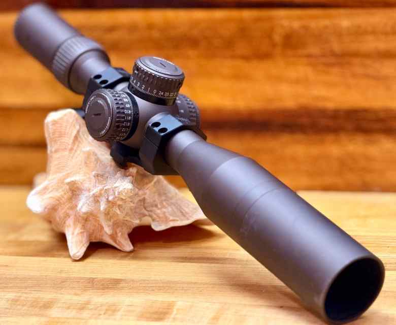 Vortex Optics Razor HD Gen II 3-18x50 FFP &amp; Mount