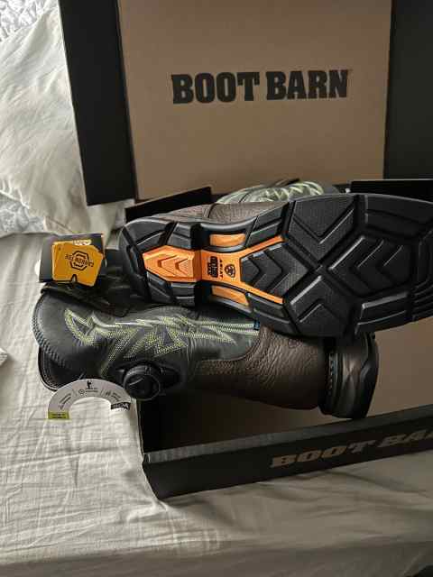 Ariat Steel Toe Boa sz10.5