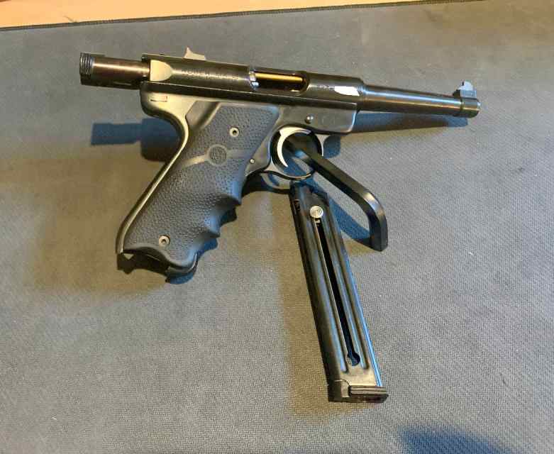 Ruger Mark III with Hogue grips