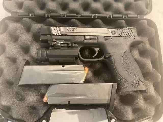 Smith &amp; Wesson M&amp;P .45 ACP