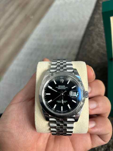 2018 Rolex date just 41mm