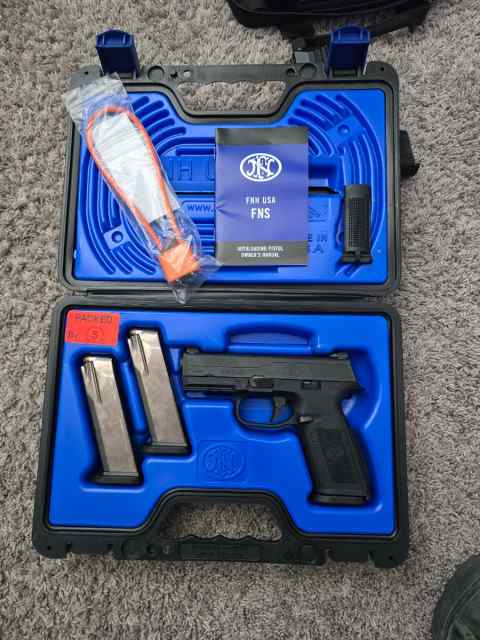 FN FNS-40