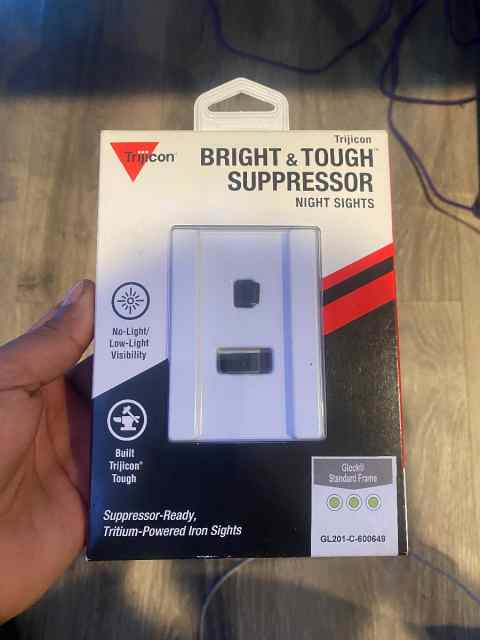 WTT/wts Glock suppressor night sight 