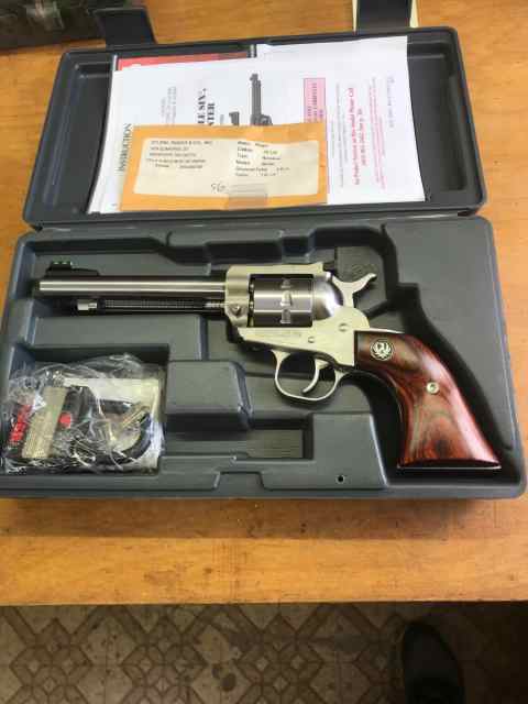 RUGER SINGLE 10 # 8100 22 LR REVOLVER NIB