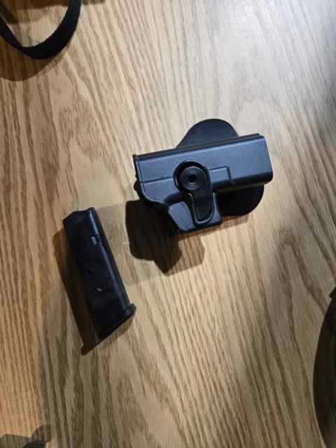 Glock 19 holster / mag 