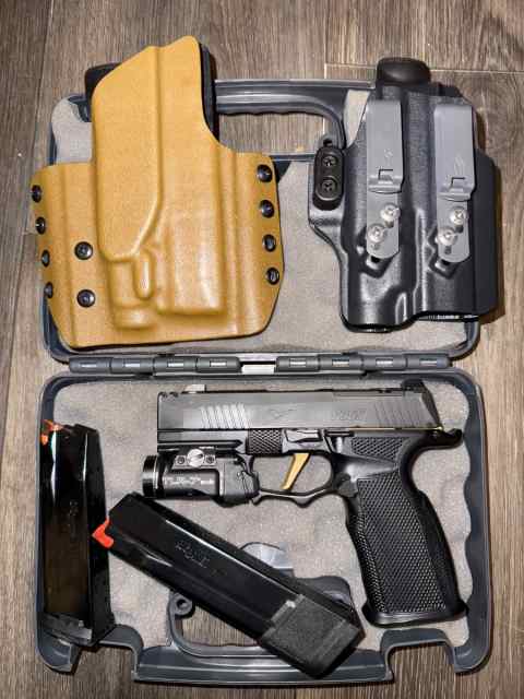 X Macro Comp/Icarus Ace Frame/2 Holsters/TLR7 Sub