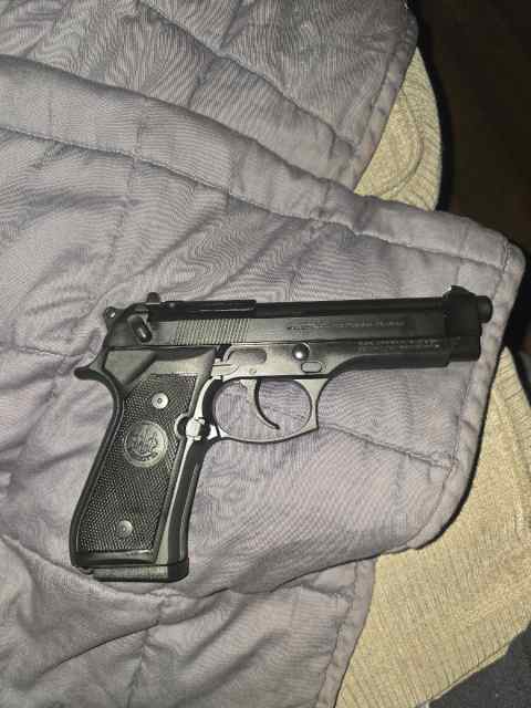 Beretta 92FS 