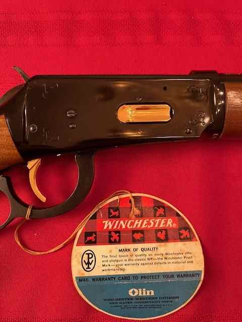 Win 94 receiver gold upclose.jpg