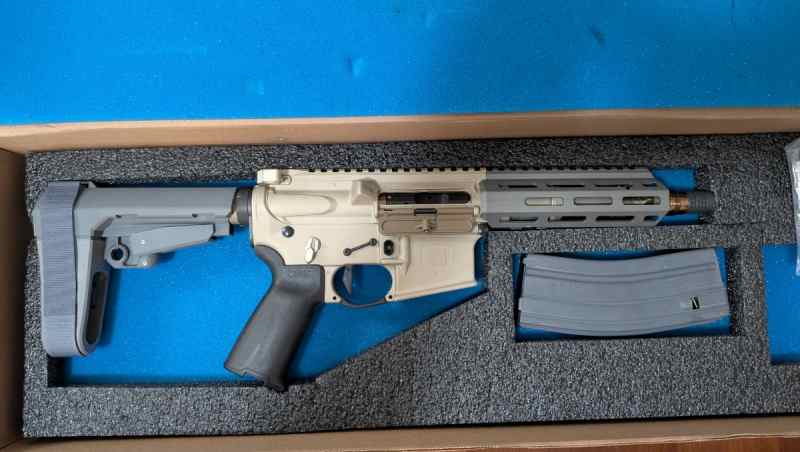 Q Sugar Weasel 7&quot; 300BLK Pistol + 13&quot; 5.56 Sugar W